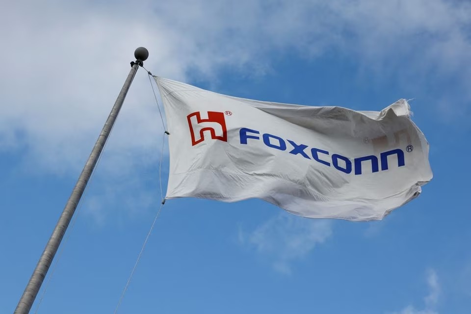A Foxconn flag is seen at the company's electric vehicle production facility in Lordstown, Ohio, US on November 30, 2022 — Reuters/Files