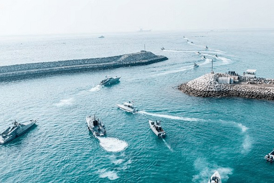 Islamic Revolutionary Guard Corps (IRGC) Navy's speedboats move during an exercise in Abu Musa Island, in this picture obtained on Aug 2, 2023. Photo : IRGC/WANA (West Asia News Agency)/Handout via REUTERS