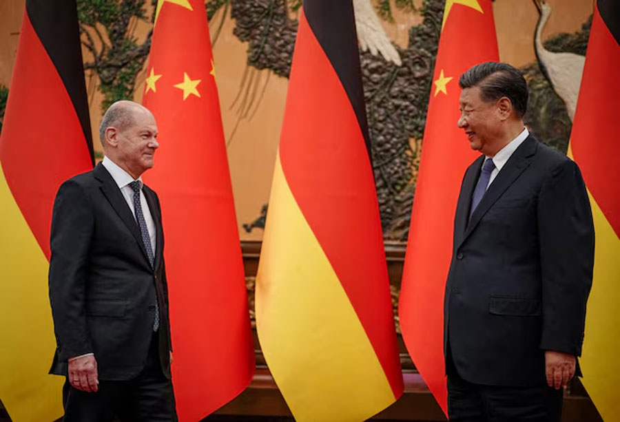 German Chancellor Olaf Scholz meets Chinese President Xi Jinping in Beijing, China November 4, 2022.