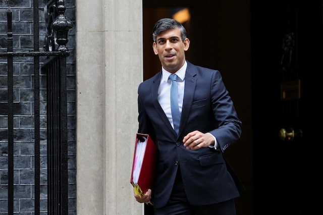 Britain's Prime Minister Rishi Sunak leaves Downing Street in London, Britain on May 22, 2024 — Reuters photo