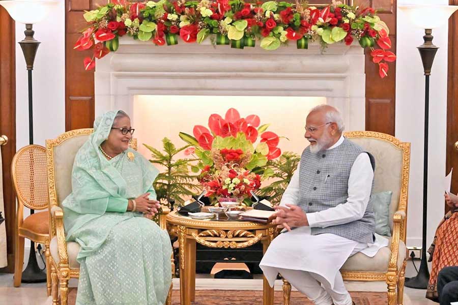 Prime Minister Sheikh Hasina and her Indian counterpart Narendra Modi in a meeting at Hyderabad House on Saturday. —Focus Bangla photo