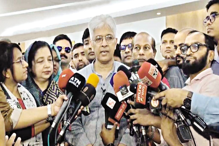 Industries Adviser Adilur Rahman Khan talks to newsmen in the city on Saturday. — bdnews24.com