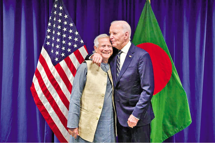 Chief Adviser Prof Dr Muhammad Yunus and US President Joe Biden meet on the sidelines of the United Nations General Assembly (UNGA) in New York on Tuesday. — Chief Adviser's Office