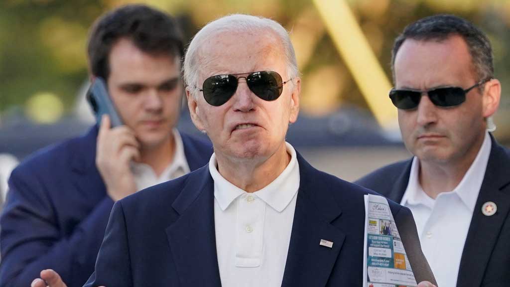 US President Joe Biden responds to questions from members of the media after attending church in Rehoboth Beach, Delaware, US, Sept 28, 2024. REUTERS/Nathan Howard