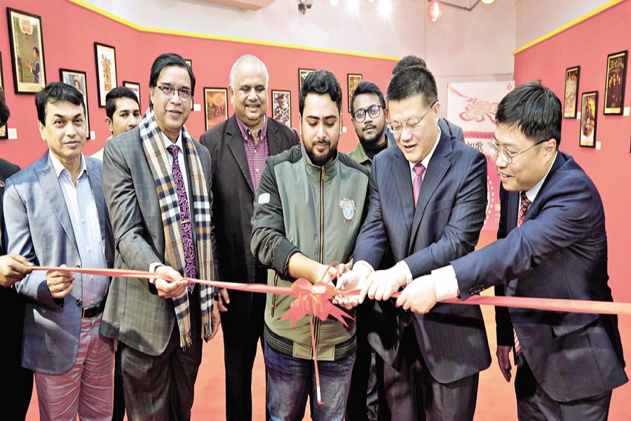Information and Broadcasting Adviser Mohammad Nahid Islam inaugurated the 23rd Dhaka International Film Festival 2025, organised by Rainbow Film Society at the Bangladesh National Museum in the capital on Saturday