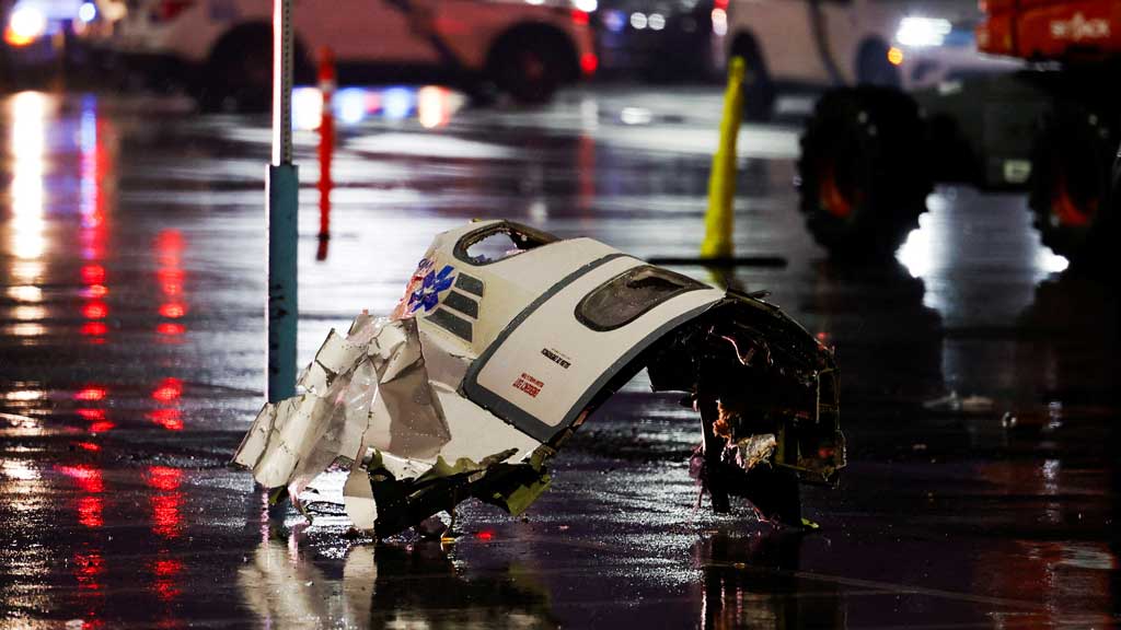 Debris of the aircraft lies on the ground at the site of a plane crash in Philadelphia, Pennsylvania, US, Jan 31, 2025. REUTERS/Rachel Wisniewski