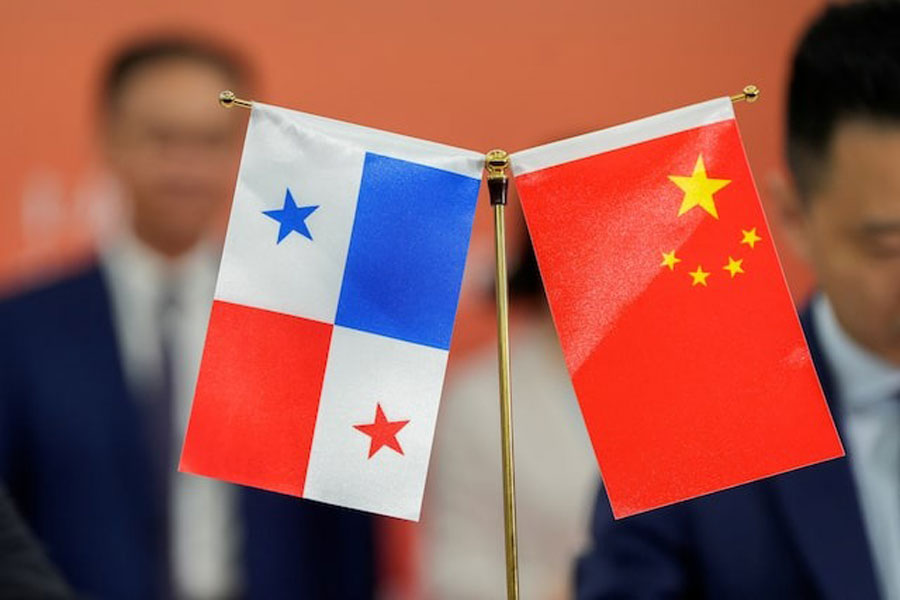 The flags of Panama and China are seen during a meeting held with Chinese and Panamanian companies to sign several trade agreements, in Panama City, Panama August 26, 2024.