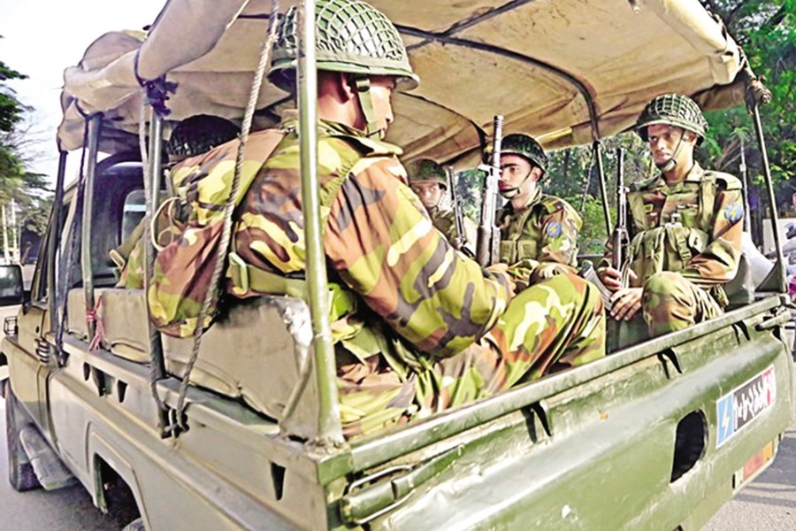 Army on patrol--file photo