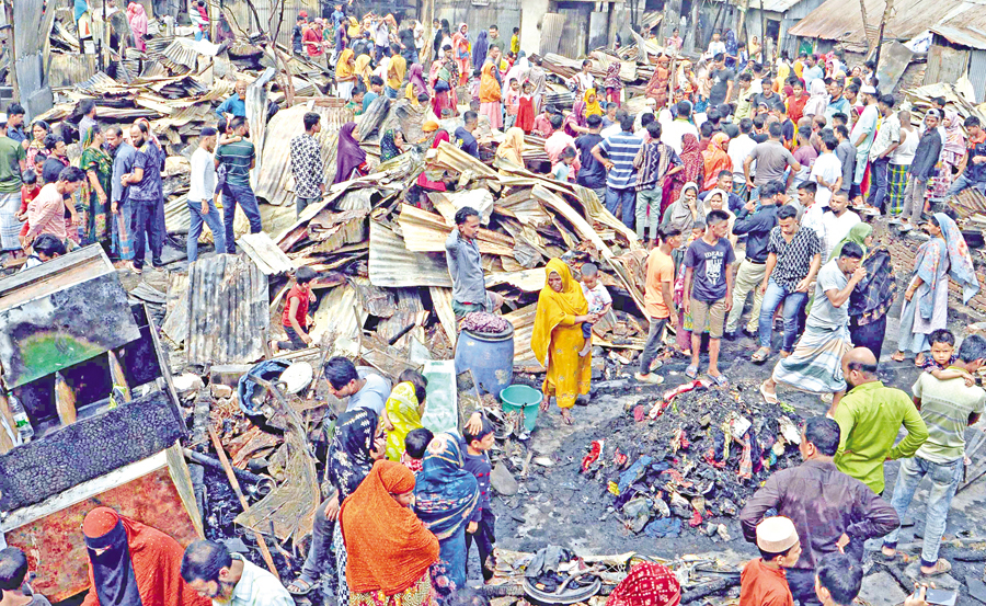 Several hundred shanties were burnt to ashes as a massive fire broke out at Korail slum at Mohakhali in the capital early Saturday, rendering their residents shelter-less
