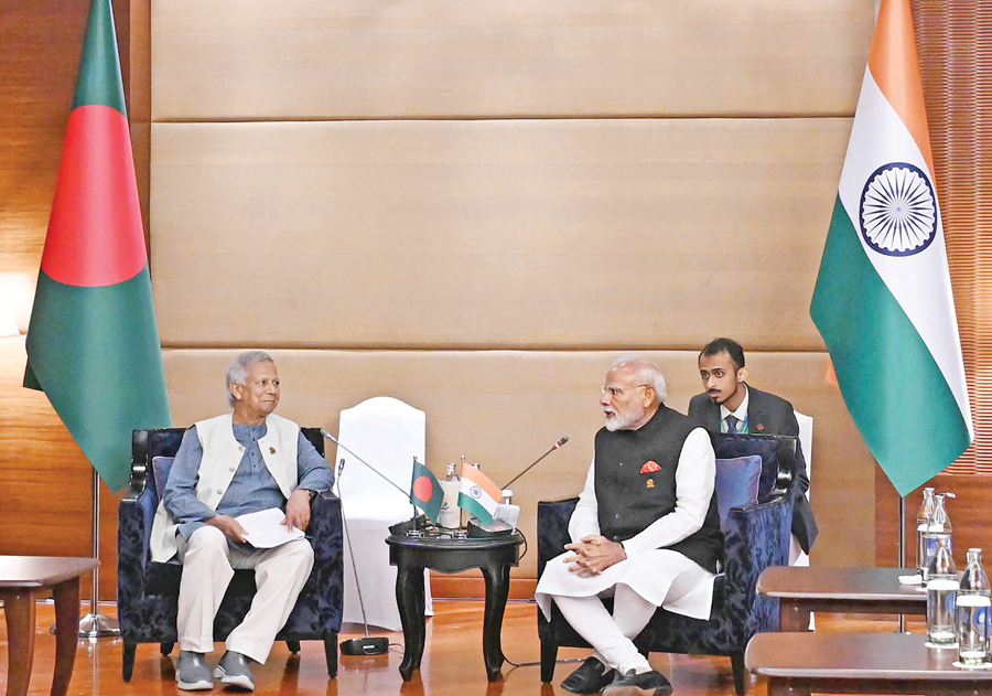 Chief Adviser Prof Dr Muhammad Yunus and Indian Prime Minister Narendra Modi sit in a tête-à-tête on the sidelines of the 6th BIMSTEC Summit at Shangri-La Hotel in the Thai capital of Bangkok on Friday. — PID