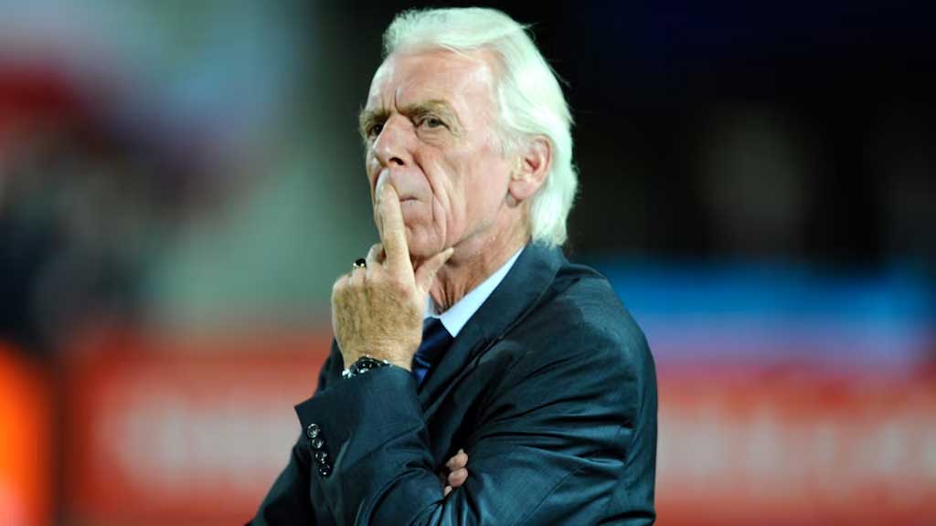 Poland v Northern Ireland - 2010 World Cup Qualifying European Zone - Group Three - Slaski Stadium, Chorzow, Poland - 5/9/09 Leo Beenhakker - Poland Head Coach. Mandatory Credit: Action Images/Jason Cairnduff