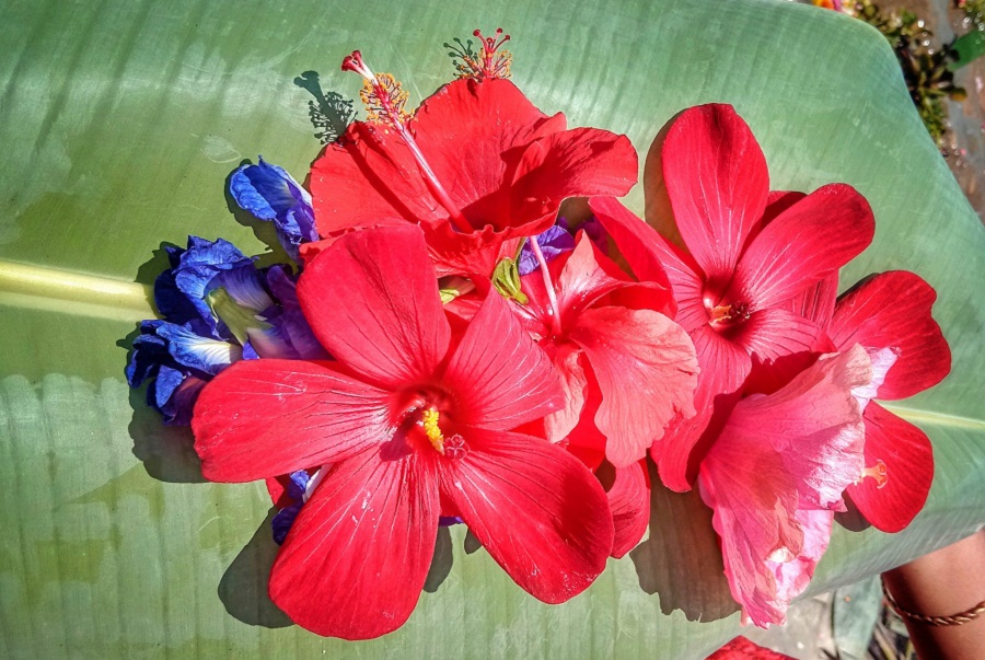 Representational image