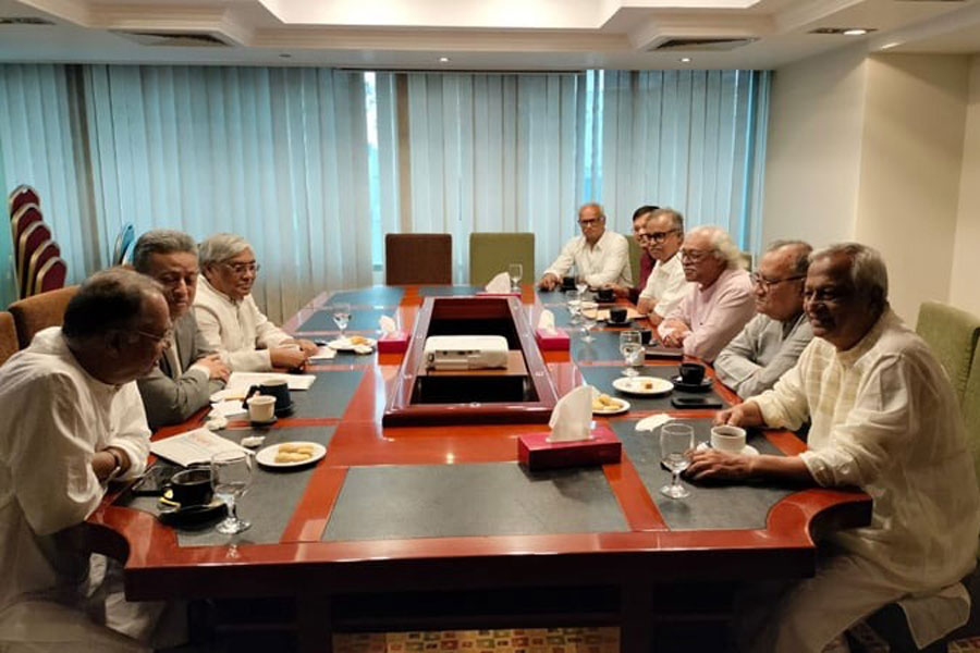 BNP held an informal closed-door meeting with CPB and BaSoD on Sunday. BSS