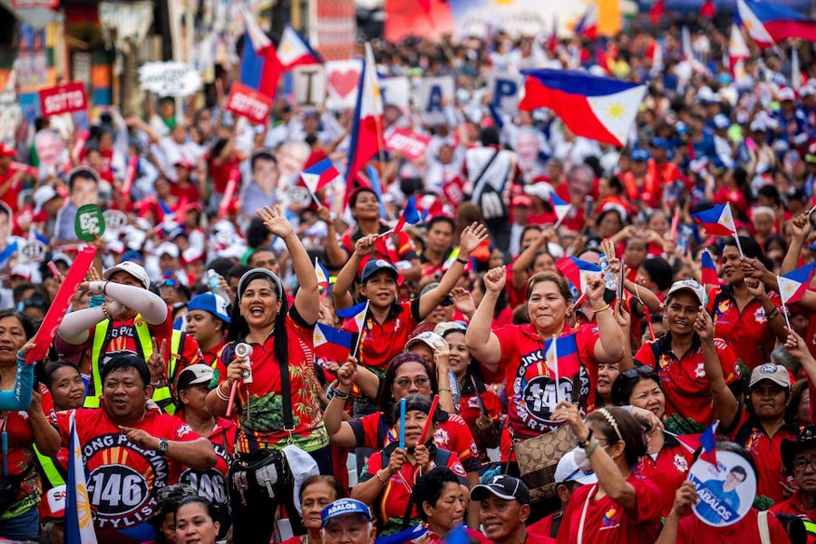 Supporters cheer during a campaign rally attended by Philippine President Ferdinand Marcos Jr ahead of the elections, in Mandaluyong City, Metro Manila, Philippines, May 9, 2025.
