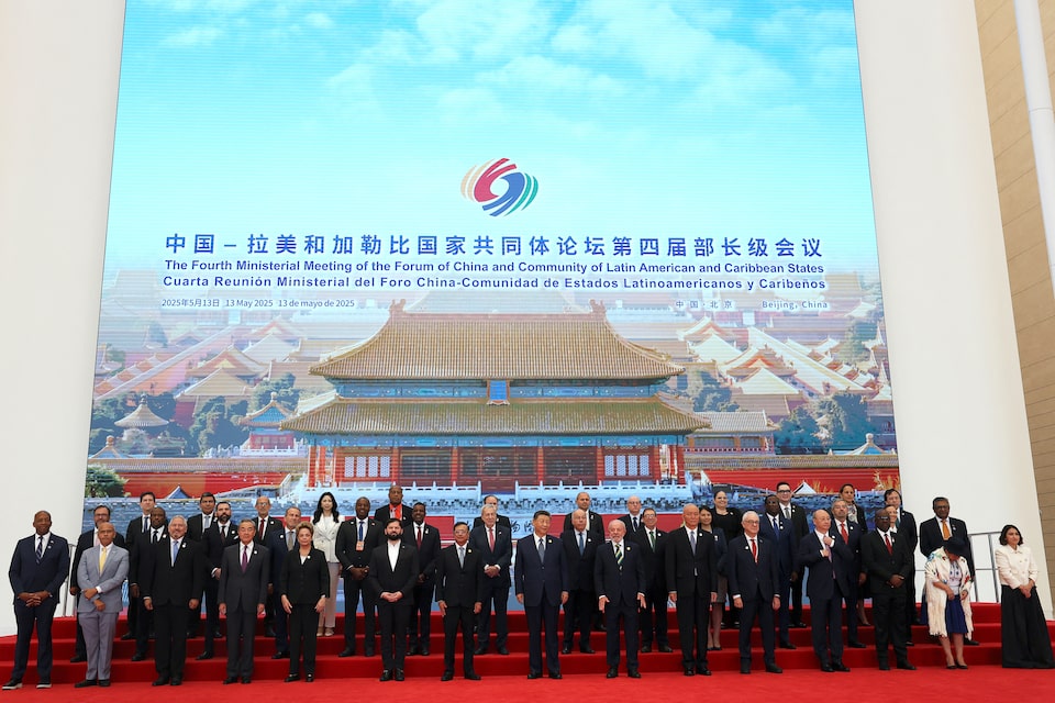 Chinese President Xi Jinping, Brazil President Luiz Inacio Lula da Silva, Chile President Gabriel Boric, Colombia President Gustavo Petro and other CELAC representatives attend a group photo session before the opening ceremony for the China-CELAC Forum ministerial meeting in Beijing, China May 13, 2025. REUTERS/Florence Lo/Pool
