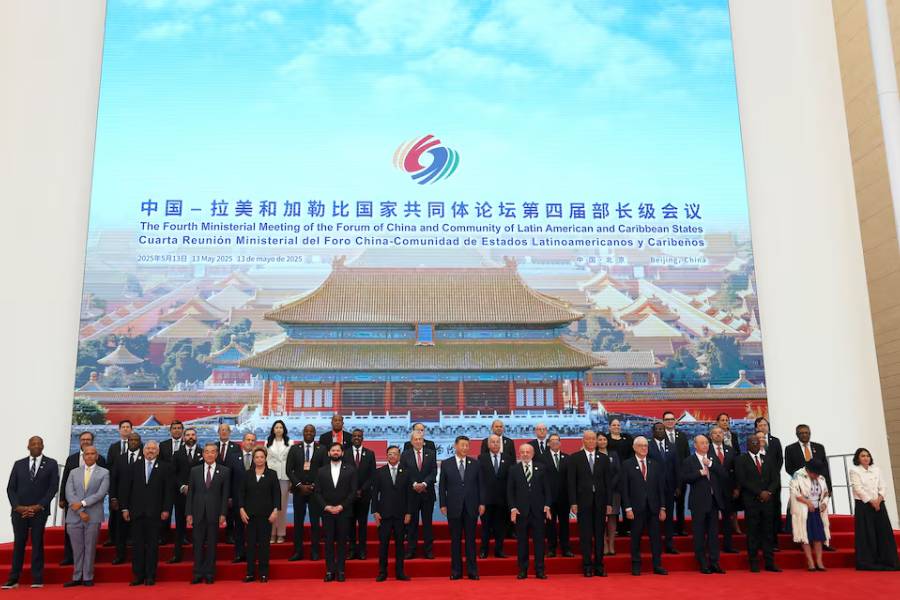 Chinese President Xi Jinping, Brazil President Luiz Inacio Lula da Silva, Chile President Gabriel Boric, Colombia President Gustavo Petro and other CELAC representatives attend a group photo session before the opening ceremony for the China-CELAC Forum ministerial meeting in Beijing, China May 13, 2025.