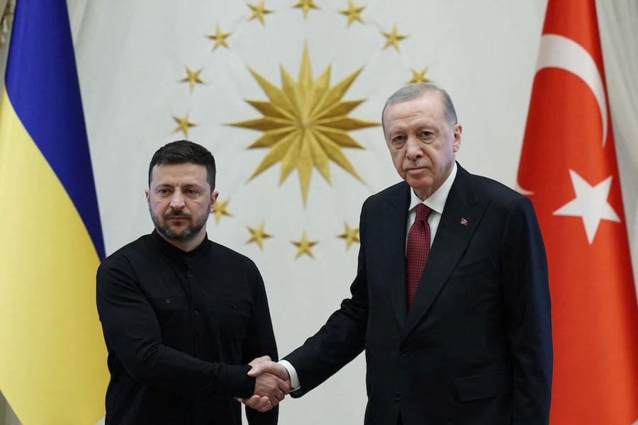 Turkey's President Tayyip Erdogan meets with Ukrainian President Volodymyr Zelenskiy at the Presidential Palace in Ankara, Turkey, May 15, 2025.