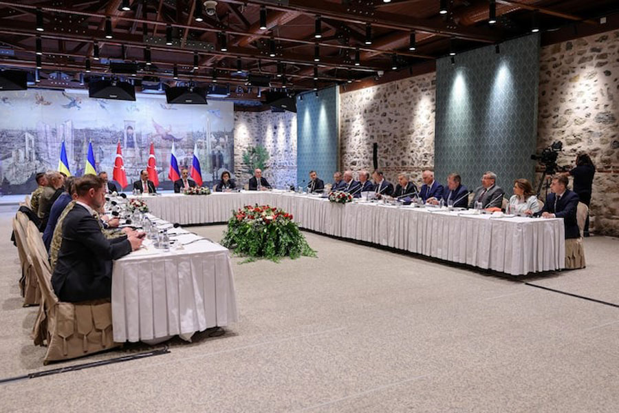 Turkish Foreign Minister Hakan Fidan chairs a meeting between Ukrainian and Russian negotiators in Istanbul, Turkey, May 16, 2025.