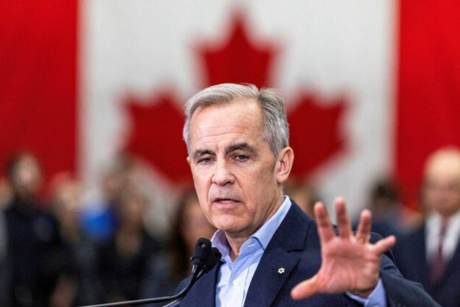 Canada's Prime Minister Mark Carney delivers remarks at Marmen Inc., a steel fabrication and machining company, during his Liberal Party election campaign tour in Trois-Rivieres, Quebec Canada April 22, 2025.
