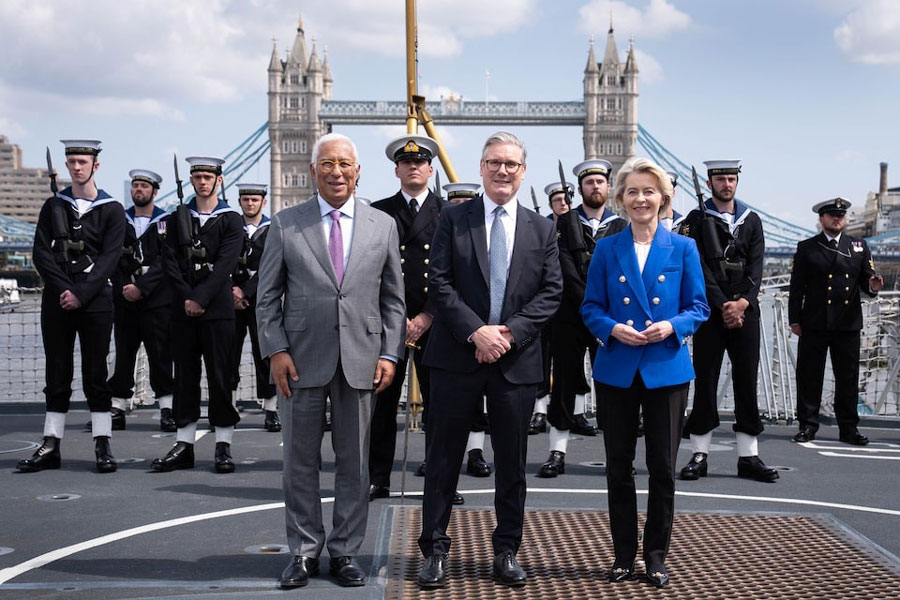 European Council President Antonio Costa, Britain's Prime Minister Keir Starmer and President of the European Commission Ursula von der Leyen stand with members of the Royal Navy on board Type 23 frigate HMS Sutherland in central London, following the UK-EU Summit. Picture date: Monday May 19, 2025.