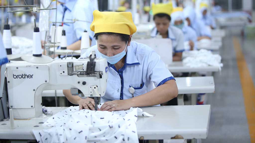 A worker at a Sritex textile factory. Website/PT Sri Rejeki Isman Tbk
