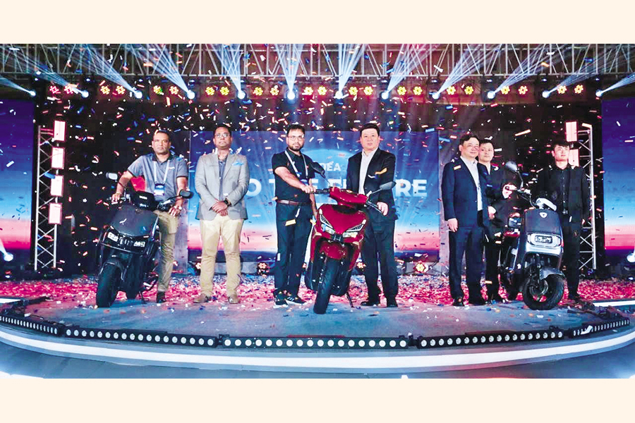 Runner Automobiles officially launches world’s no-1 electric scooter brand Yadea in Bangladesh on Sunday.