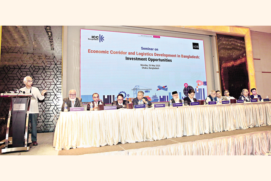 Planning Adviser Prof Wahiduddin Mahmud speaks at a seminar on "Economic Corridor and Logistics Development in Bangladesh: Investment Opportunities" at a city hotel on Monday, with International Chamber of Commerce-Bangladesh (ICCB) President Mahbubur Rahman in the chair. — FE Photo