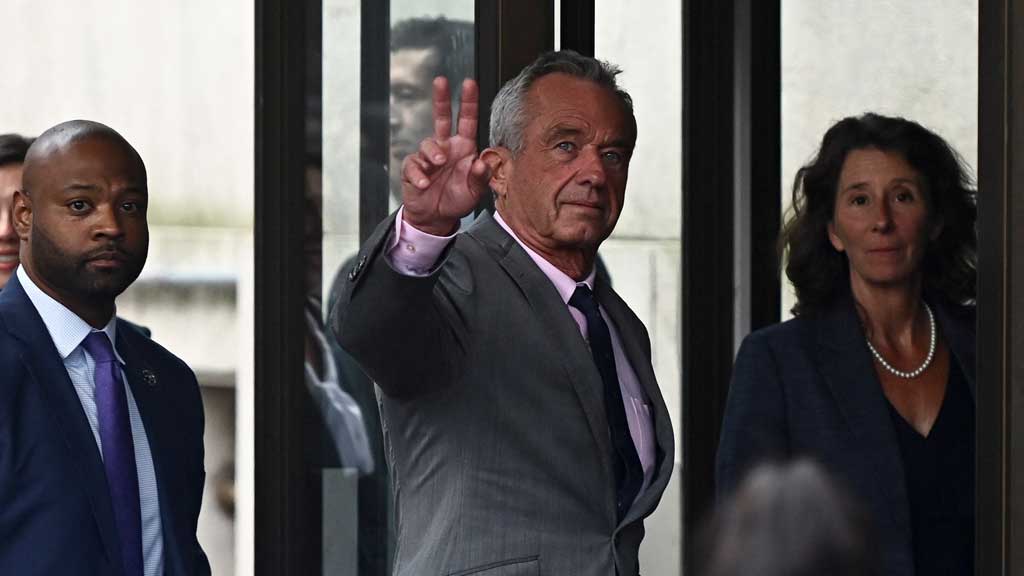 US Health and Human Services (HHS) Secretary Robert F Kennedy Jr arrives at Argentina’s Ministry of Health to meet with Health Minister Mario Lugones in Buenos Aires, Argentina, May 26, 2025. REUTERS