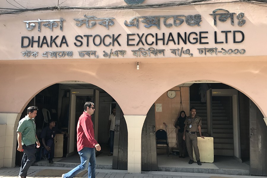 File Photo of Dhaka Stock Exchange (FE).