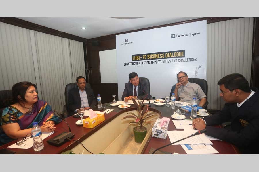 Shah Husain Imam, editor of The Financial Express, speaking at a roundtable dialogue on ‘Construction Sector: Opportunities and Challenges’ in the capital on Wednesday - FE Photo