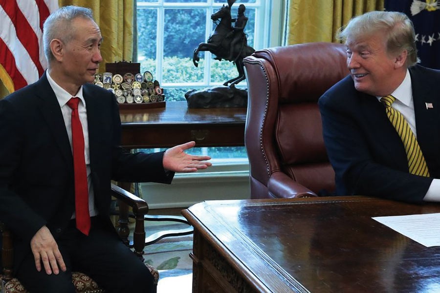 US President Donald Trump meets with China's Vice Premier Liu He in the Oval Office of the White House in Washington on April O4, 2019. —Photo: Reuters