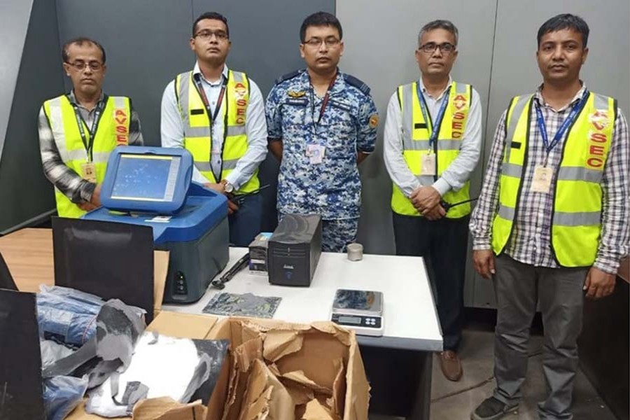 Dhaka customs officials in the second week of September seized over 15 kilogrammes of amphetamine powder from a flight of Biman at Hazrat Shahjalal International Airport in Dhaka – Collected Photo