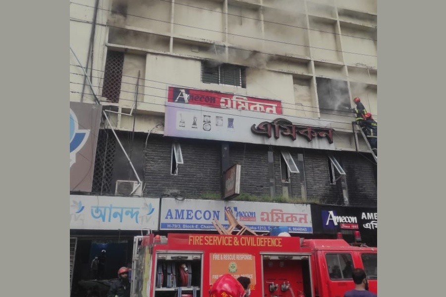 Banani fire brought under control after four hours | The Financial Express