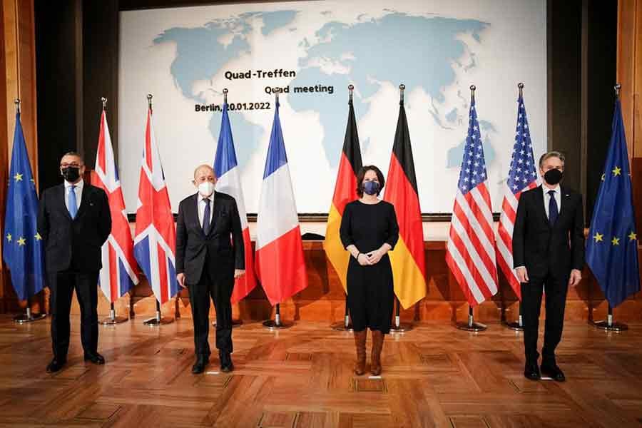 British Minister of State for Middle East, North Africa and North America James Cleverly, French Foreign Minister Jean-Yves Le Drian, German Foreign Minister Annalena Baerbock, and US Secretary of State Antony Blinken posing for a photo at the Ministry of Foreign Affairs in Berlin on Thursday -Reuters Photo