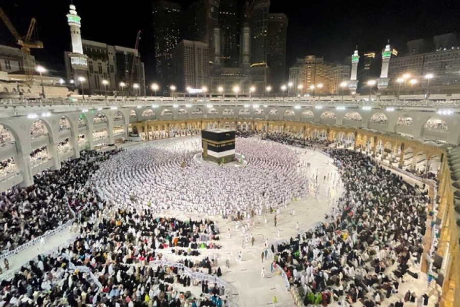 Muslim pilgrims circle the Kaaba and pray at the Grand Mosque as Saudi Arabia welcomes back pilgrims for the 2022 Hajj season, after the kingdom barred foreign travellers over the last two years because of the coronavirus pandemic, in the holy city of Makkah, Saudi Arabia, Jul 1, 2022. Reuters