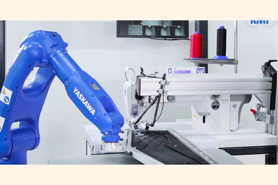 Use of Robot in textile industry is increasing slowly. —Collected Photo